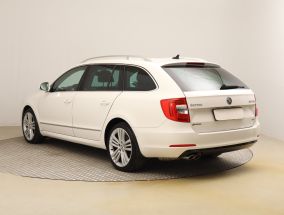 Skoda Superb - 2013