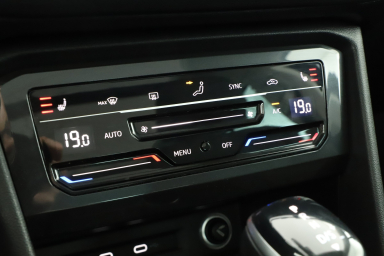 Volkswagen Tiguan - 2022
