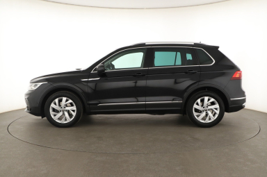 Volkswagen Tiguan - 2022