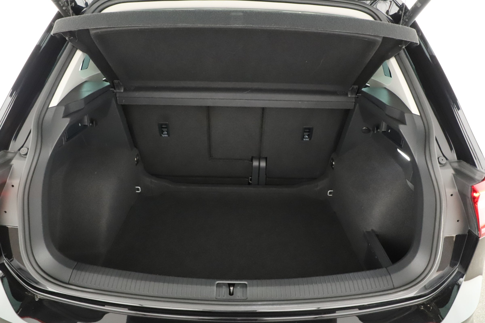 Volkswagen Tiguan - 2022