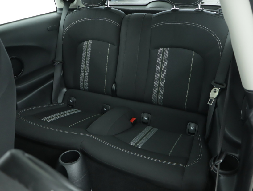 MINI 3-door, 2024