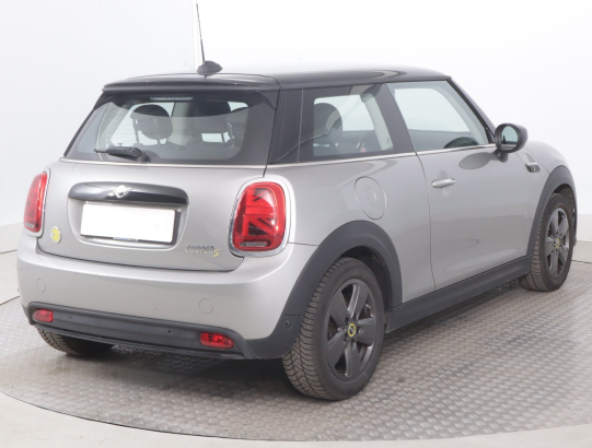 MINI Cooper SE 32 kWh