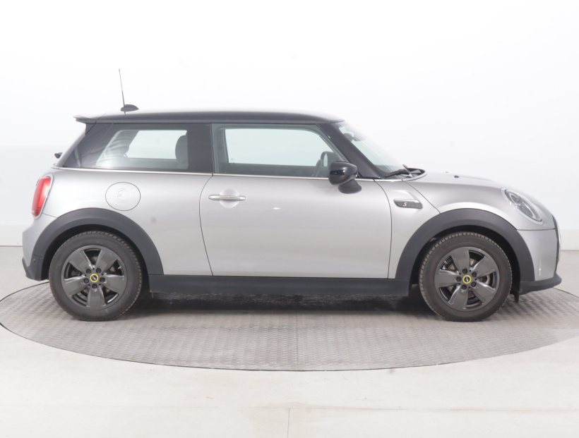 MINI 3-door, 2024
