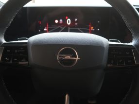 Opel Astra - 2024