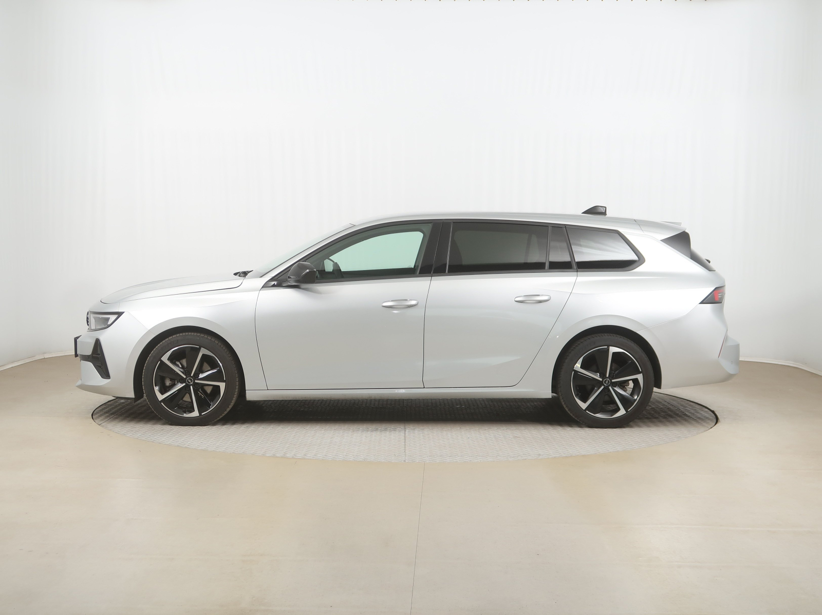 Opel Astra - 2024