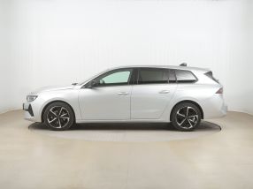 Opel Astra - 2024