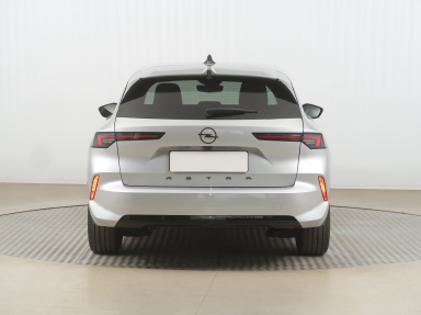 Opel Astra - 2024