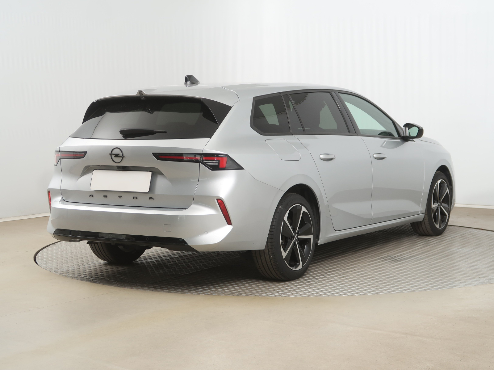 Opel Astra - 2024