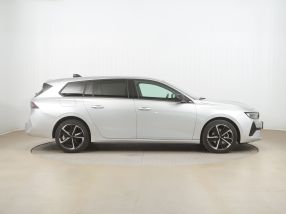 Opel Astra - 2024