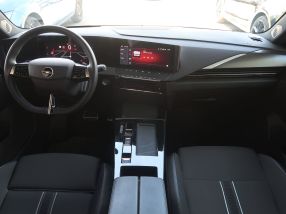 Opel Astra - 2024