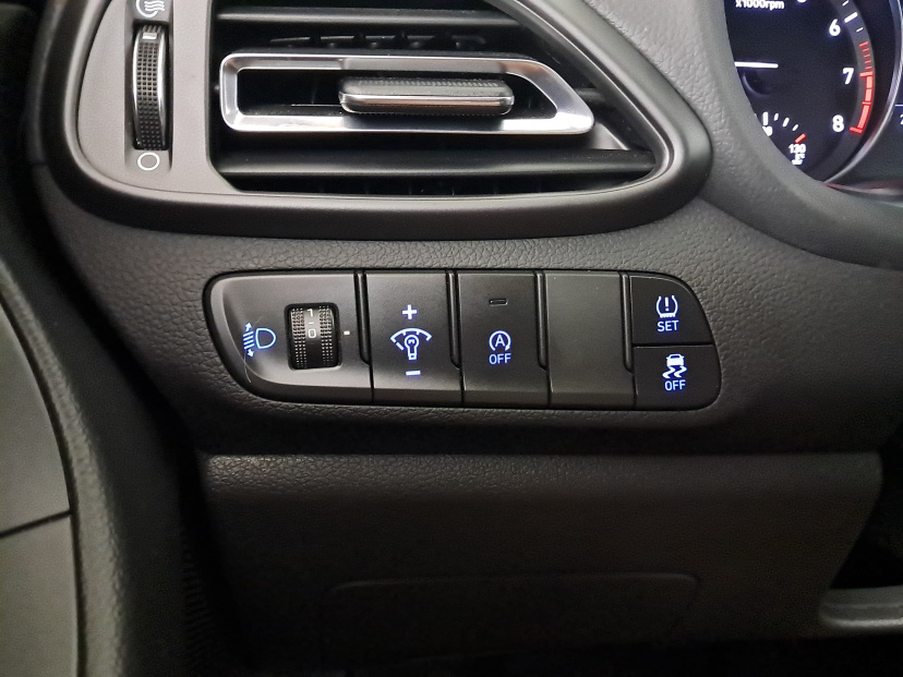 Hyundai i30, 2023