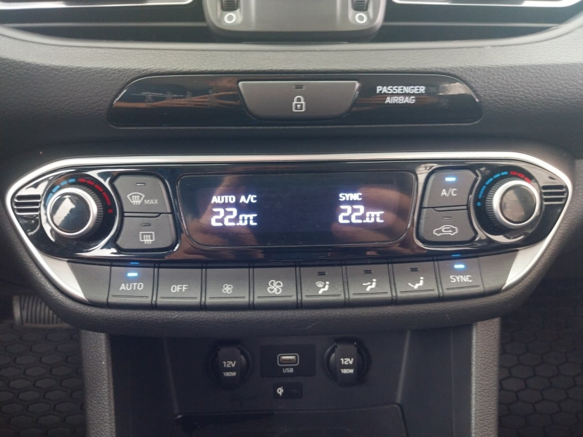 Hyundai i30, 2023