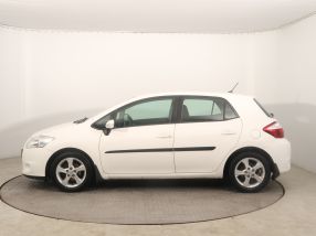 Toyota Auris - 2011