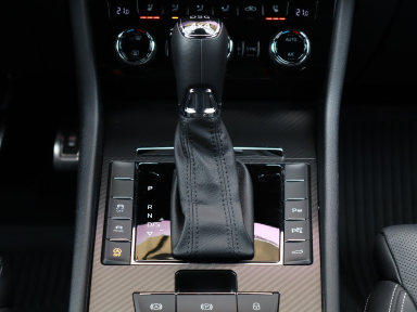 Škoda Superb - 2021