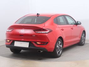 Hyundai i30 Fastback - 2025