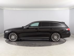 Mercedes-Benz E - 2018