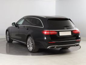 Mercedes-Benz E - 2018