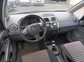 Suzuki SX4 - 2010