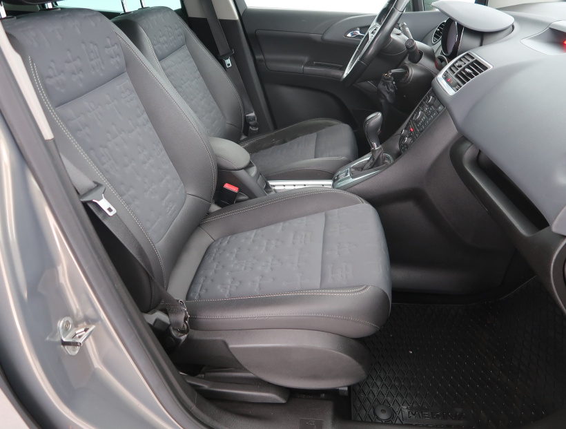 Opel Meriva, 2010