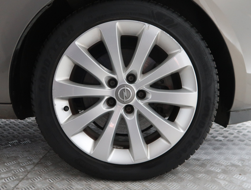 Opel Meriva, 2010