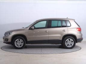 Volkswagen Tiguan - 2013