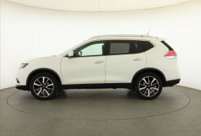 Nissan X-Trail - 2016