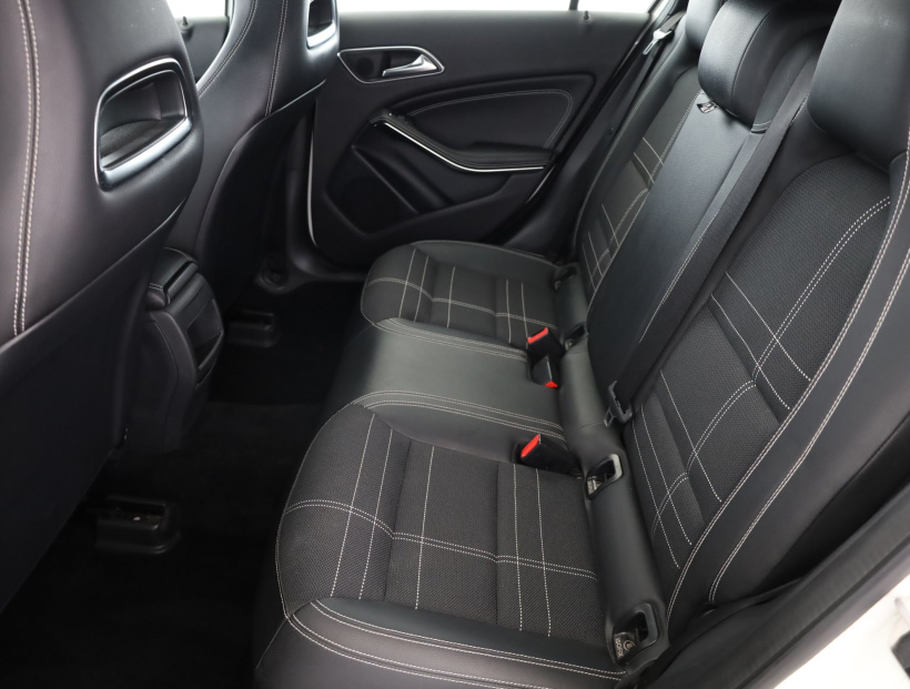 Mercedes-Benz A, 2013