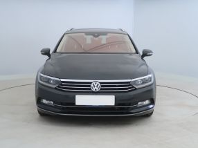 Volkswagen Passat - 2015