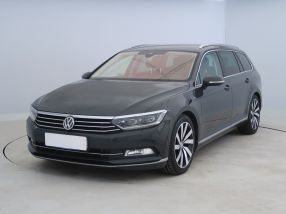 Volkswagen Passat - 2015