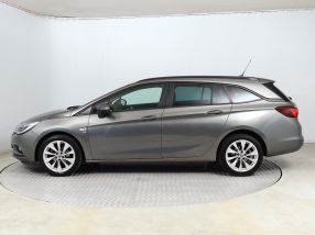 Opel Astra - 2019