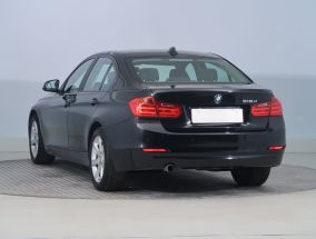 BMW 3 - 2013