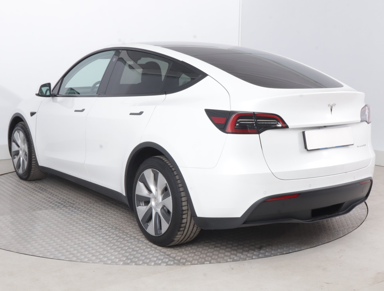 Tesla Model Y - 2022