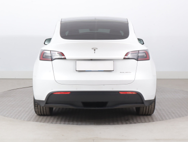 Tesla Model Y - 2022