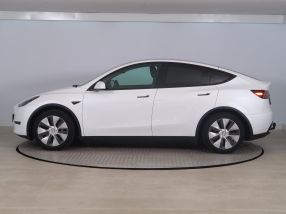 Tesla Model Y - 2023