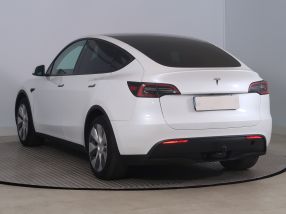Tesla Model Y - 2023