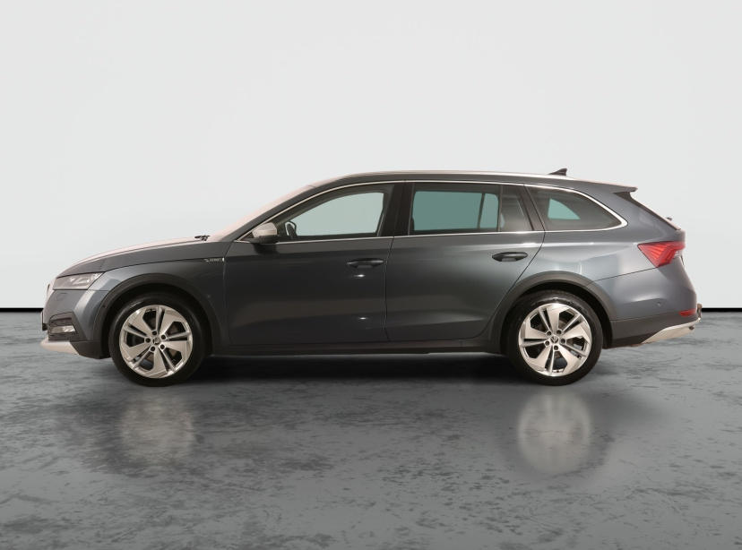 Škoda Octavia Scout, 2021