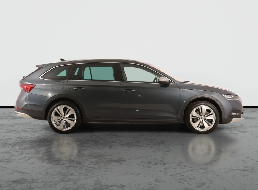 Škoda Octavia Scout, 2021