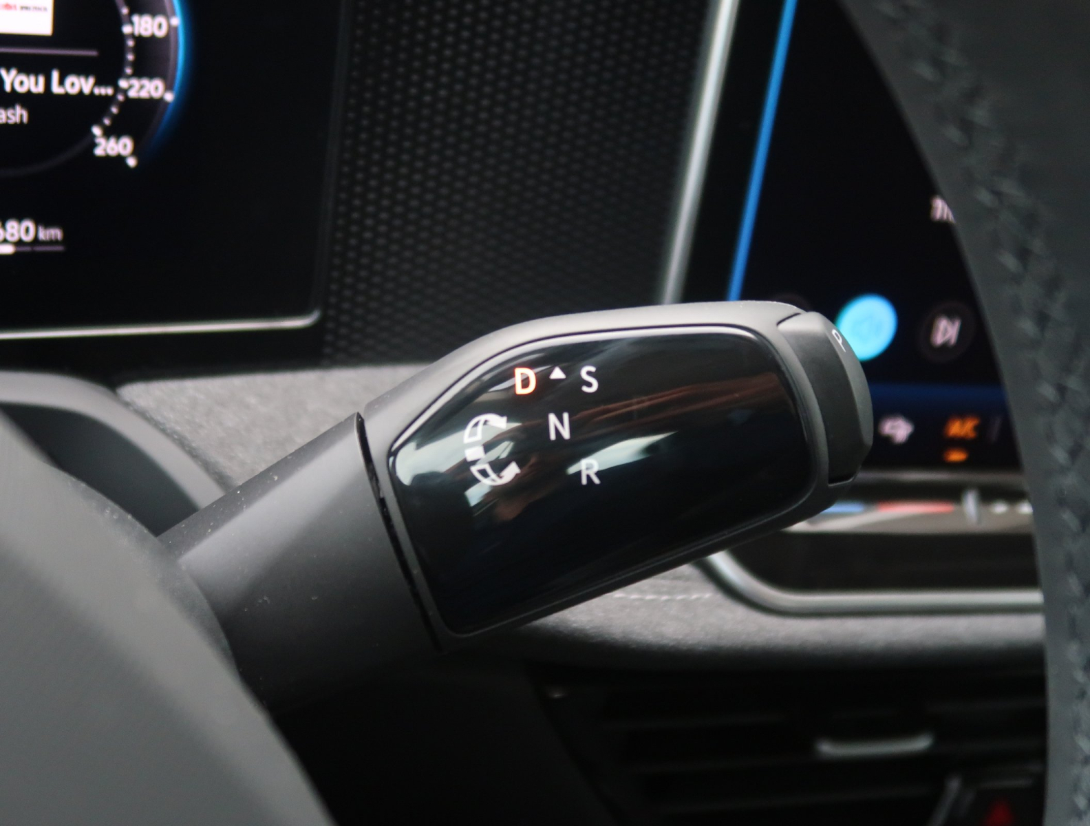 Volkswagen Passat - 2025