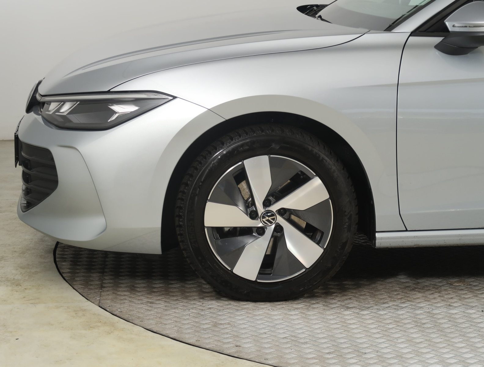 Volkswagen Passat - 2025