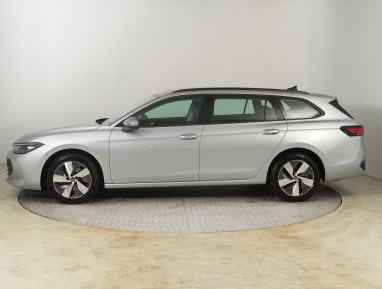 Volkswagen Passat - 2025