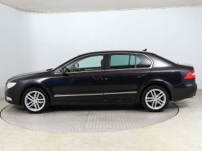 Škoda Superb - 2011