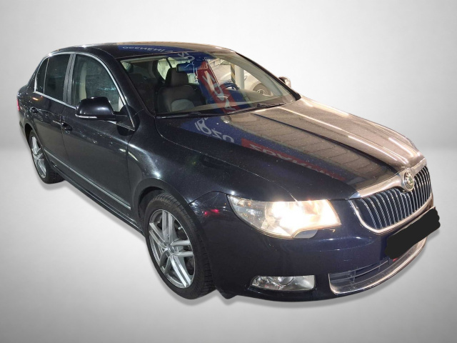 Škoda Superb 2011