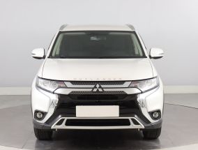 Mitsubishi Outlander - 2019