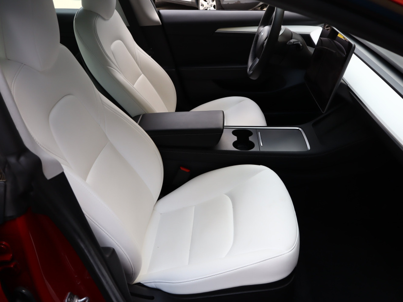 Tesla Model 3, 2022