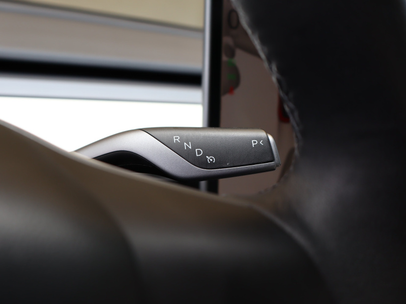 Tesla Model 3, 2022