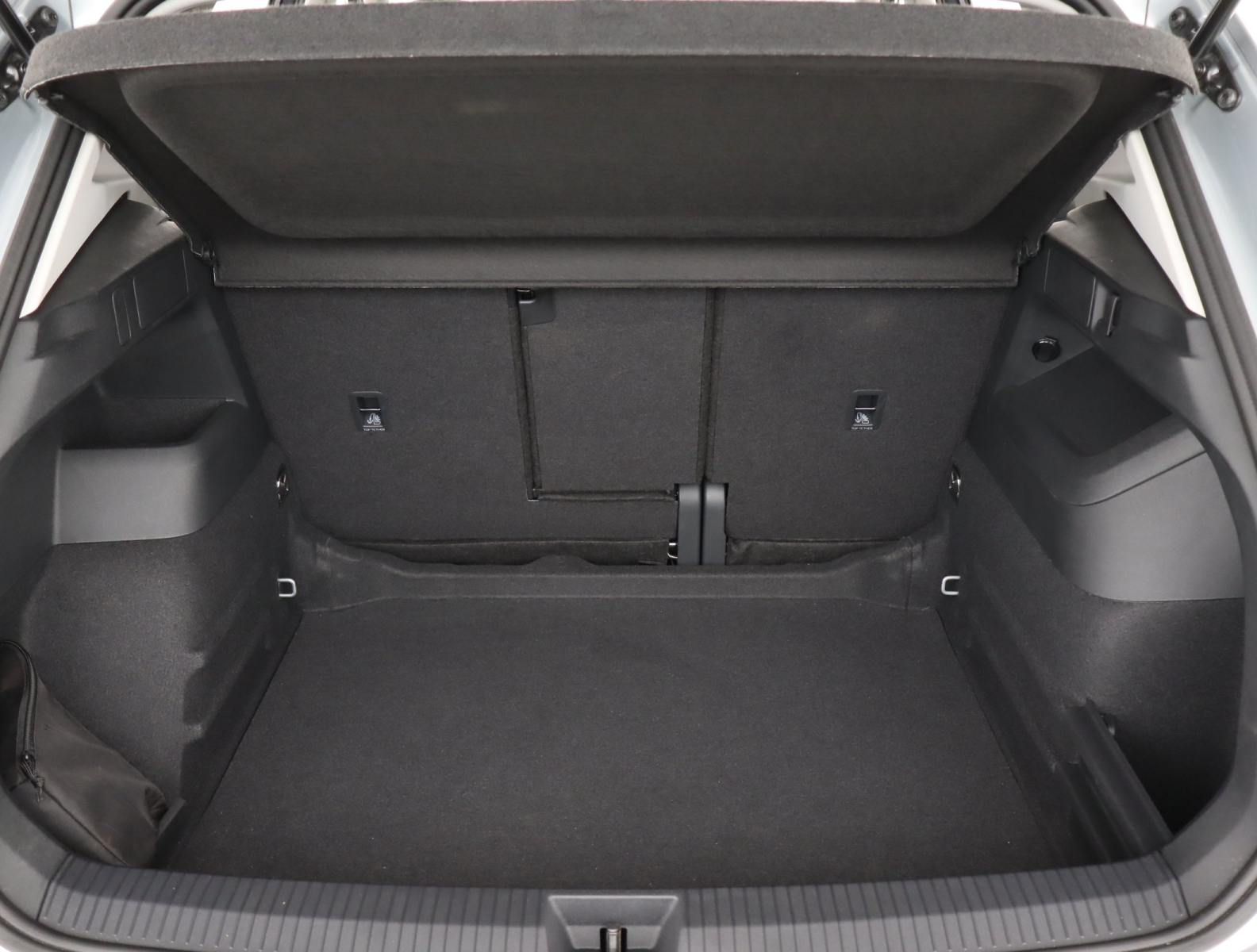 Volkswagen Tiguan - 2025