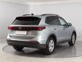 Volkswagen Tiguan - 2025