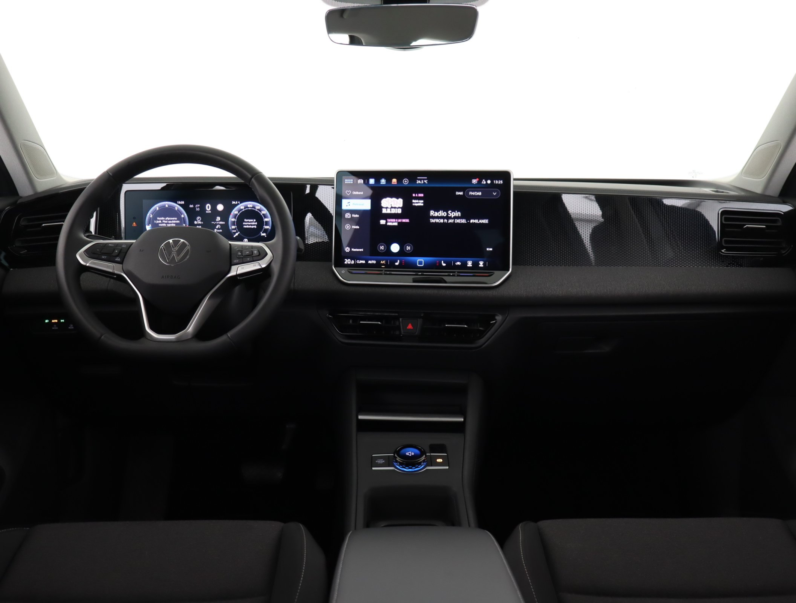 Volkswagen Tiguan - 2025