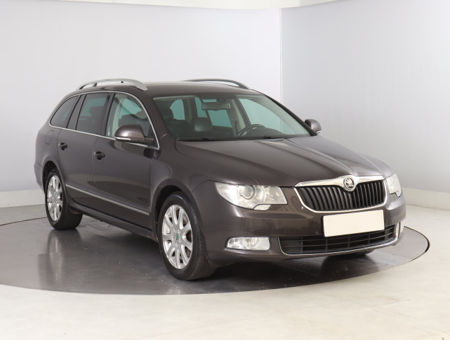 Škoda Superb 2010
