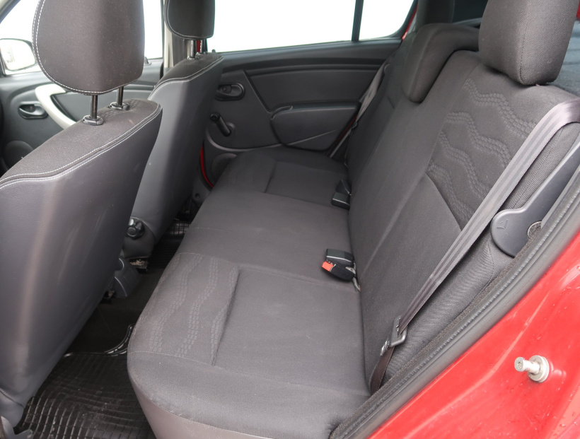 Dacia Sandero, 2010